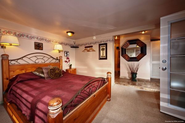 Hotel Kilauea Hospitality Group (Volcano)